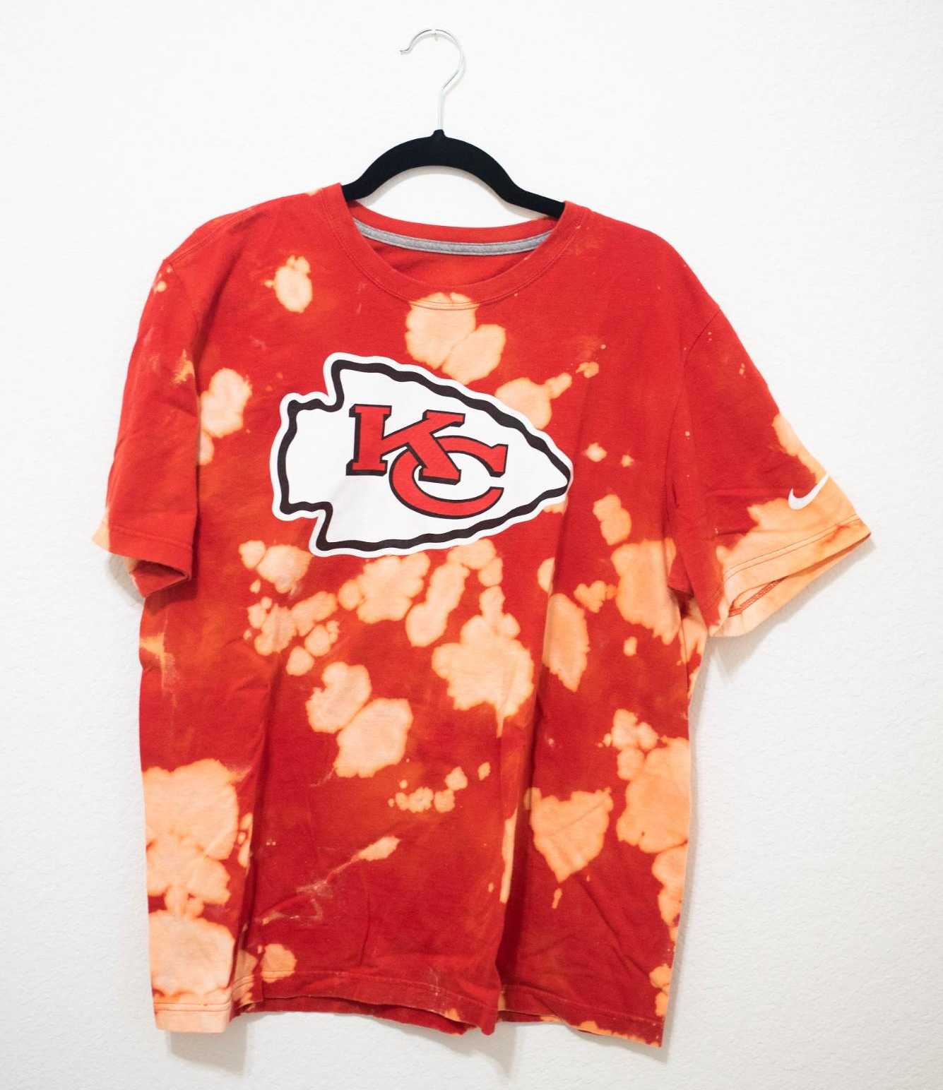 Red shirt bleach tie dye new arrivals