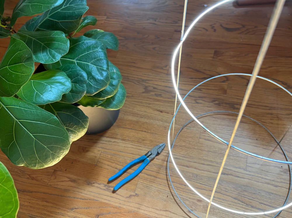 Tomato Cage Plant Stand Sutherlands Blog