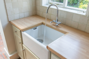 We have everything AND the kitchen sink! Sutherlands carries a wide variety of brands and styles including stainless sinks, top mount sinks, bottom mount sinks, granite sinks, bar sinks, corner sinks, utility sinks and more!