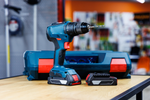 Sutherlands can't be beat in the world of power tools! We stock a huge selection of electric and pneumatic power tools including saws, drills, bits, and more!