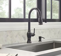 Black pull out faucet