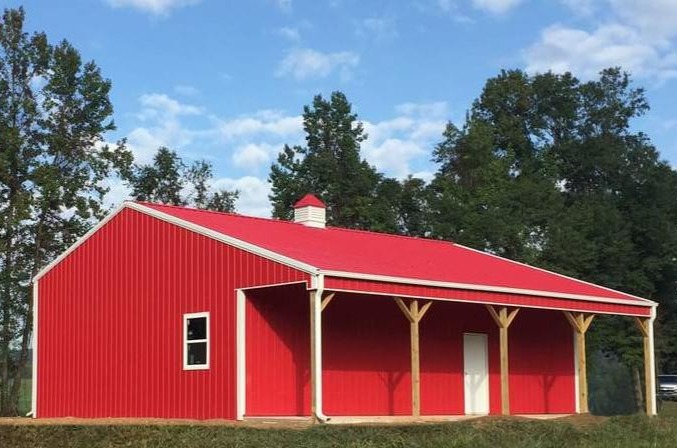 Red deluxe pole barn.
