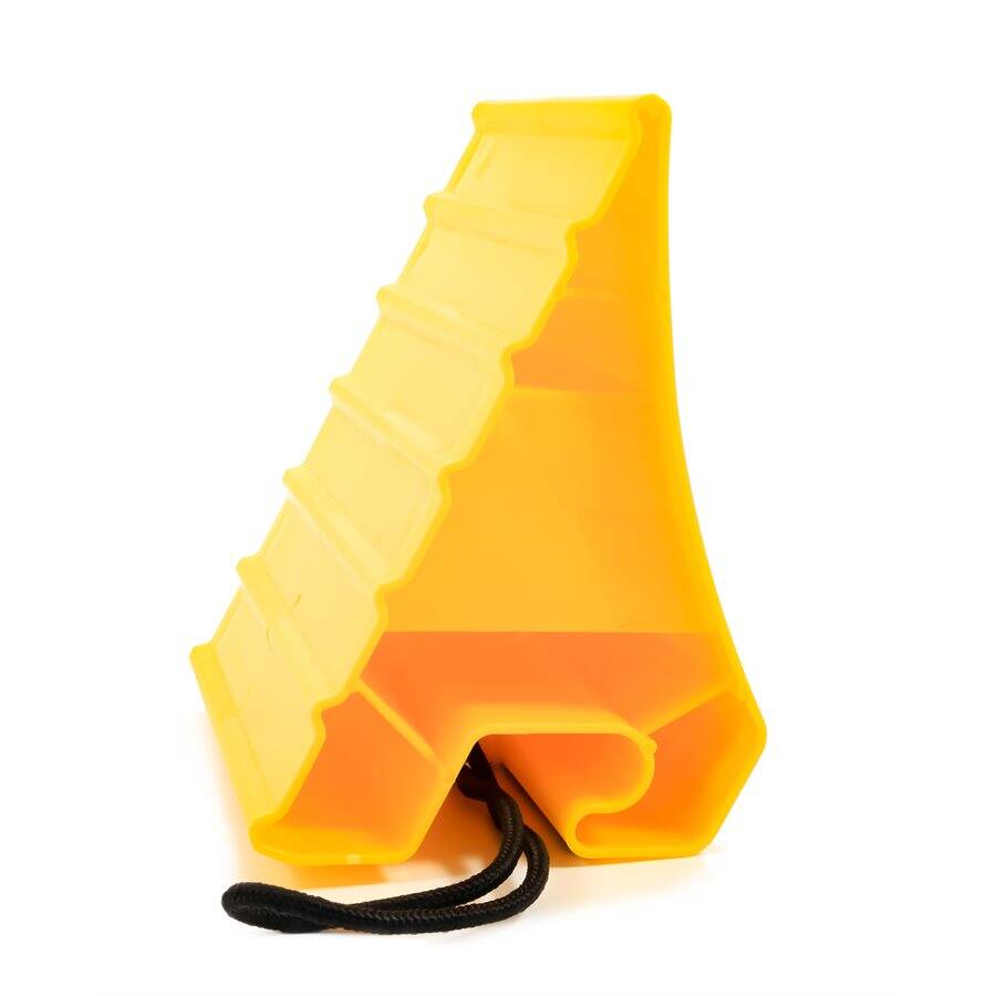 CAMCO 44475 Yellow Rv Super Wheel Chock With Rope at Sutherlands