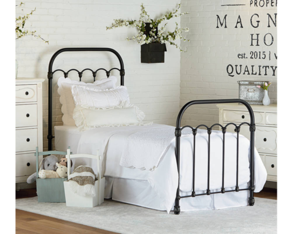 Magnolia Home 20705bed46w Full Blackened Bronze Colonnade Metal Bed at
