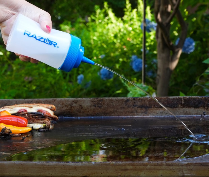 Une Poignée De Main Commerciale Avec Le Processus Industriel De