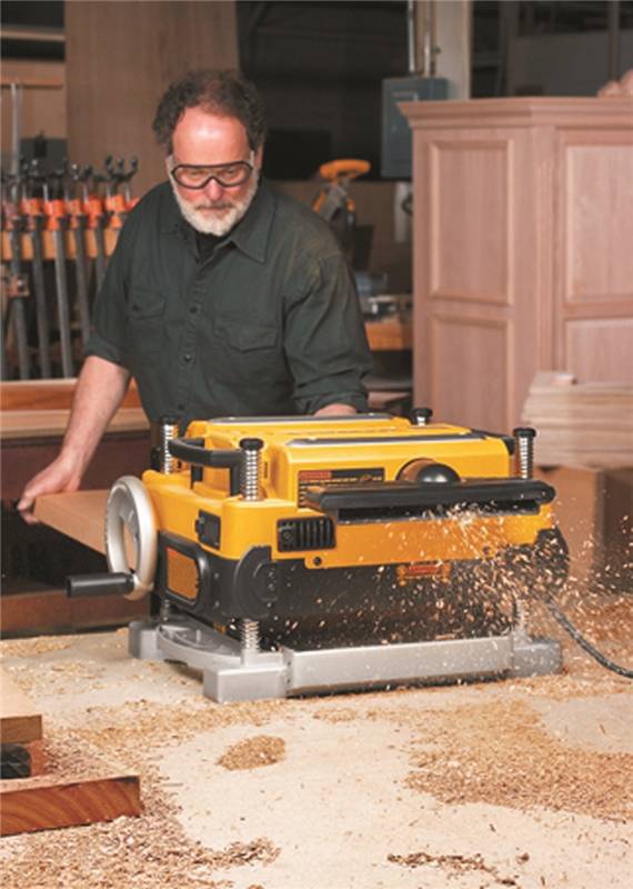 DeWALT® DW735 DeWALT Dw735 Thickness Planer With Three Cutter, 120 V, 2