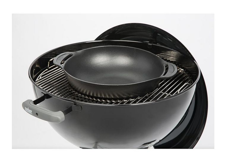 er® 7425 Gourmet BBQ Cast Iron Wok at Sutherlands