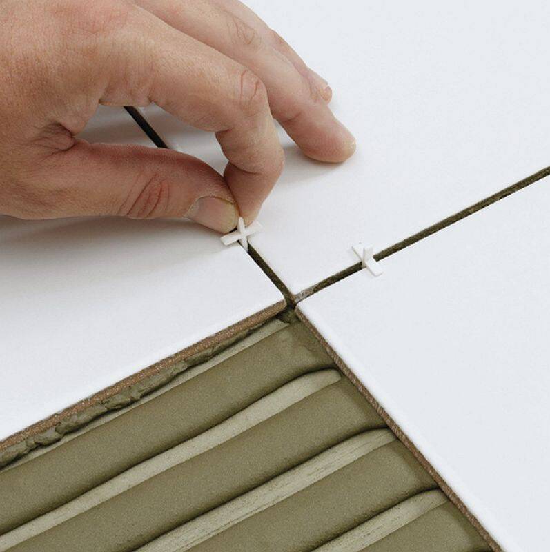 QEP 10334 1/16-Inch Traditional Flexible Tile Spacers 300-Pack at