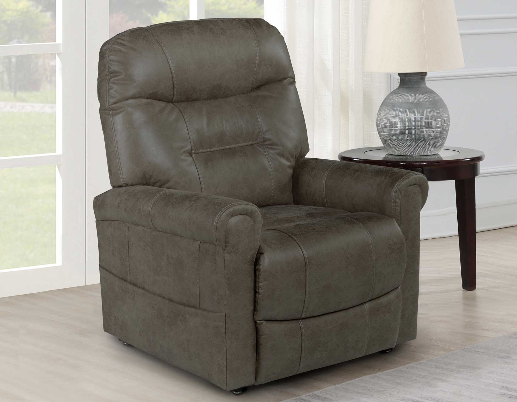 STEVE SILVER TT850CW Ottawa Walnut Power Lift Chair With Heat & Massage