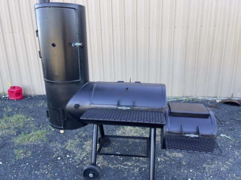 TEXAS LONGHORN BBQ PITS TL19 20Inch Single Lid Smoker at Sutherlands